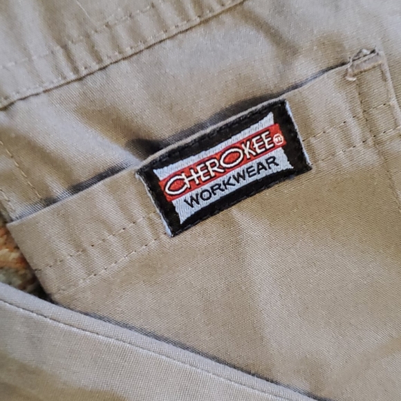 Cherokee scrubs size S - Picture 7 of 13